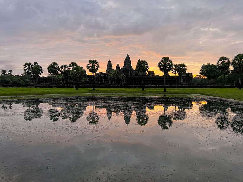Siem Reap: Angkor Wat Small-Group Sunrise Tour & Breakfast - Why the 4:30 a.m. start is worth it