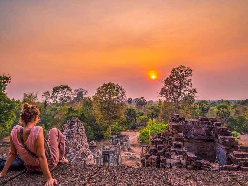 Siem Reap: Angkor Wat: Small-Group with Sunset Tour - Key points to know before booking