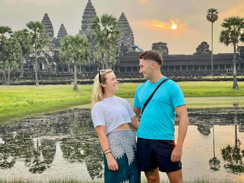 Siem Reap: Angkor Wat Sunrise and Full-Day Sightseeing Tour - What the guide and driver add