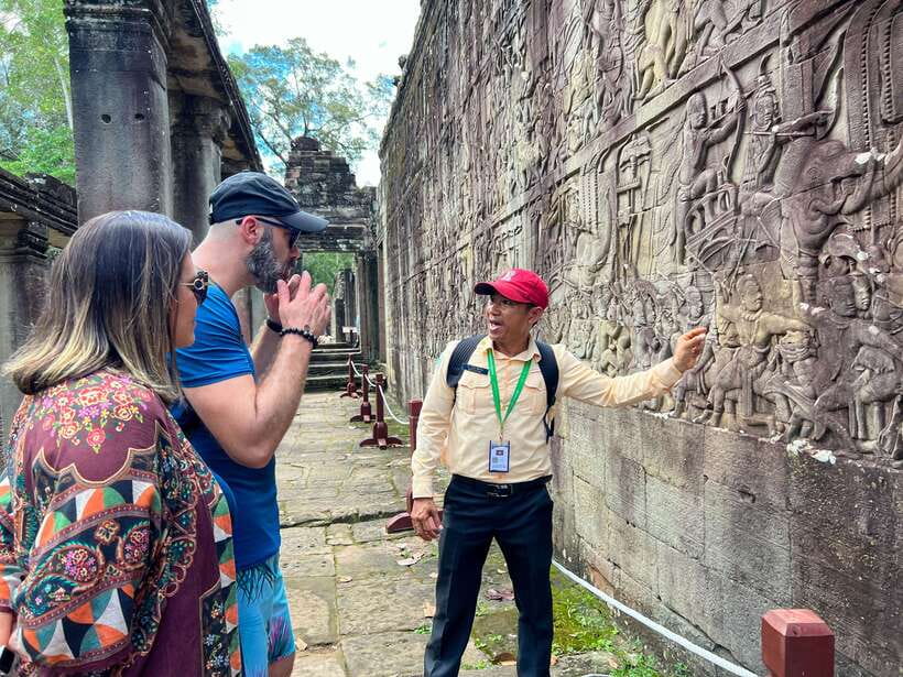 Siem Reap: Angkor Wat Sunrise Tour via Tuk Tuk & Breakfast - What the $59 price really covers