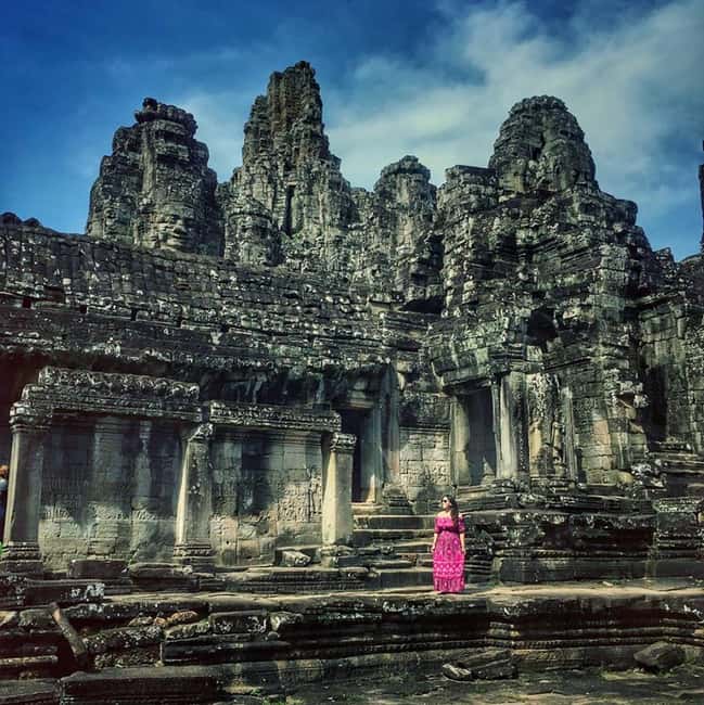 Siem Reap: Angkor Wat Sunrise Tour with Spanish Guide - Angkor Wat at sunrise, the reason to get up early