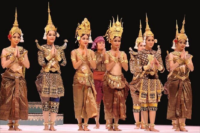 Siem Reap: Apsara Dance Show & Dinner with Tuk-Tuk Transfers - A gentle introduction to Khmer culture at 7 PM