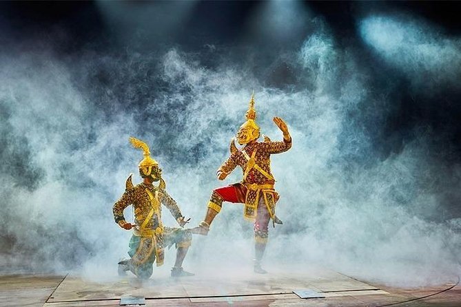 Siem Reap Apsara Dinner show & Hotel Pick up - Arriving at Morokot Angkor