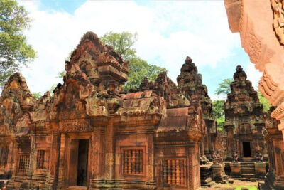 Banteay Srei and Grand Circuit Heritage Tour