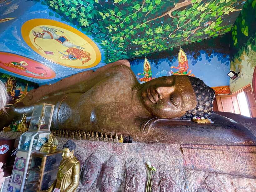 Siem Reap: Beng Mealea, Banteay Srei & Kulen Waterfall Trip - Swimming beneath the Kulen Waterfall