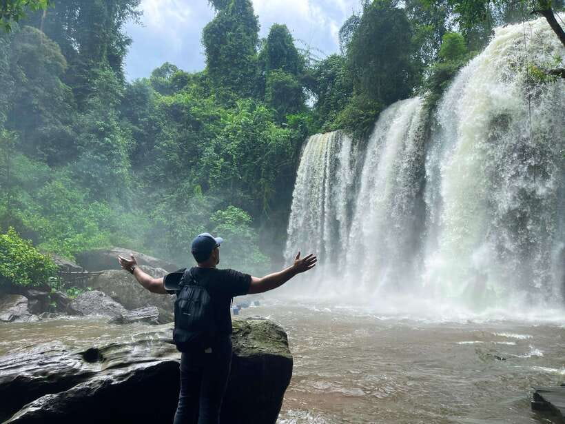 Siem Reap: Beng Mealea, Banteay Srei & Kulen Waterfall Trip - Beng Mealea and the appeal of a broken temple