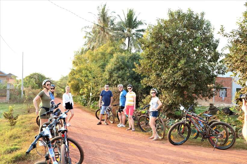Siem Reap: Bike Rental - Villages, river roads, and a slower view of Siem Reap