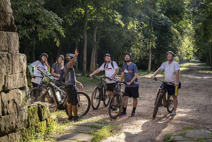 Siem Reap: Bike the Angkor Temples - Full-Day 30km Tour - Is it suitable for families?
