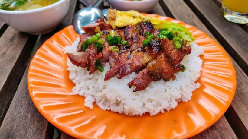 Siem Reap: Cambodia local street foods and local guide - Psar Char, seen from a different angle