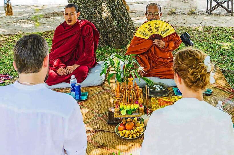 Siem Reap Cambodian Buddhist Water Blessing and Local Market - Key points to know before you book