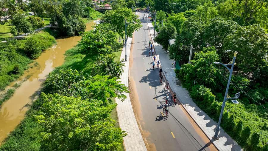 Siem Reap City Haft Day Bike Tour - Coffee or coconut before Theam’s Gallery