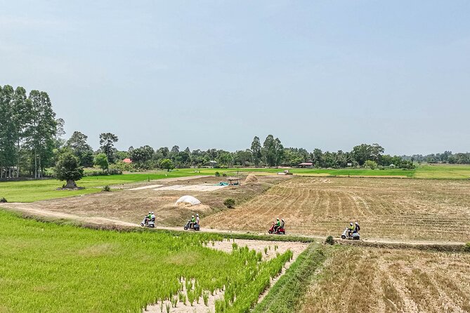 Siem Reap: Countryside Vespa Tour / Tuk Tuk Available - The Buddhist temple gives the ride a proper beginning