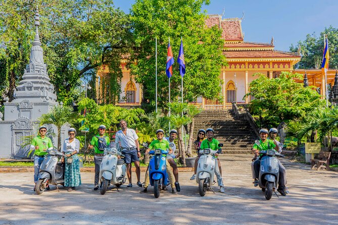 Siem Reap: Countryside Vespa Tour / Tuk Tuk Available - West Baray provides the open-air pause