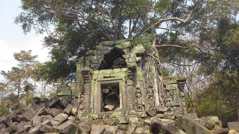 Siem Reap: Day Trip to Koh Ker and Beng Mealea Temples - How the two temples work together