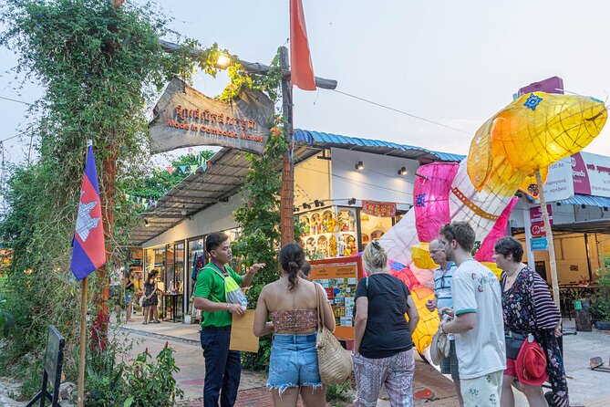 Siem Reap Evening Food Tour - Inclusive 5 stops Local Tastings - 8:00 PM, Street 60 and the insect challenge
