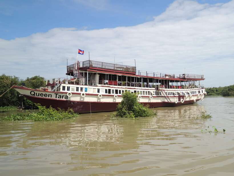 Siem Reap: Floating Village Half-Day Tour - Seeing the floating village and open lake