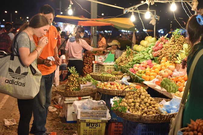 Siem Reap Food Tour by Vespa - Why this Vespa tour works after dark