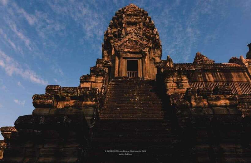 Siem Reap: Full Day Angkor Wat Temple Tour with Sunset - The guide, driver, and comfort details