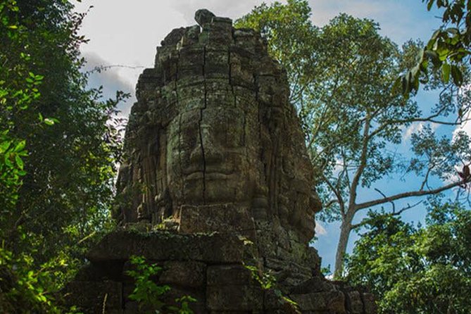 Siem Reap Full Day Angkor Wat Tour Small Group - Angkor Wat, three hours among towers and carvings