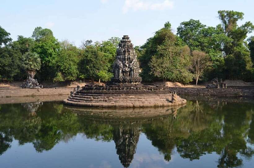 Siem Reap: Full-Day Tuk-Tuk Tour of Angkor Wat Temples - Ta Som and Neak Pean reward the extra ride