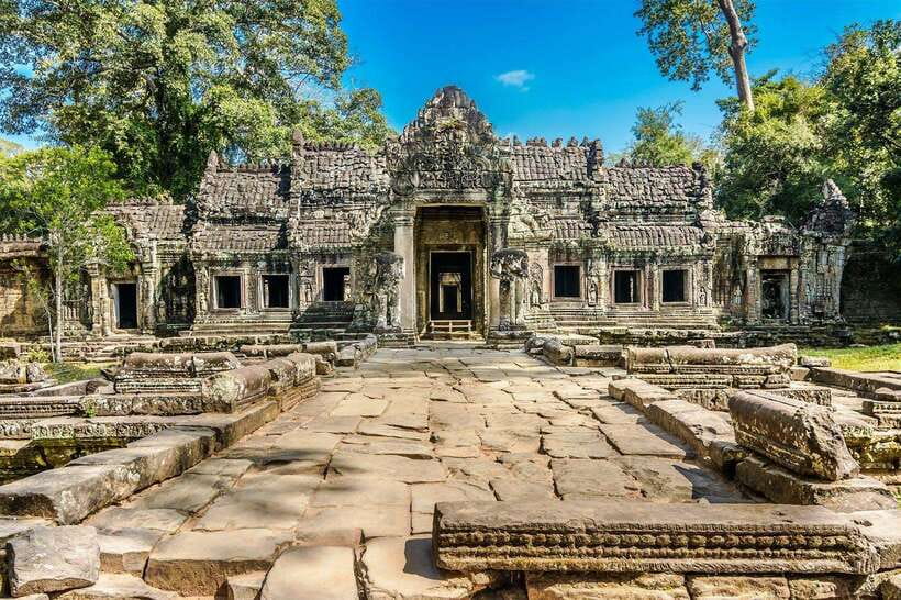 Siem Reap: Full-Day Tuk-Tuk Tour of Angkor Wat Temples - Starting at the Angkor ticket office