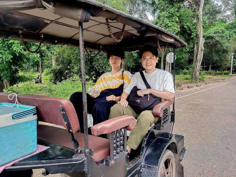 Siem Reap: Grand Circle Temples Tour With Private Tuk-Tuk - East Mebon adds a different setting