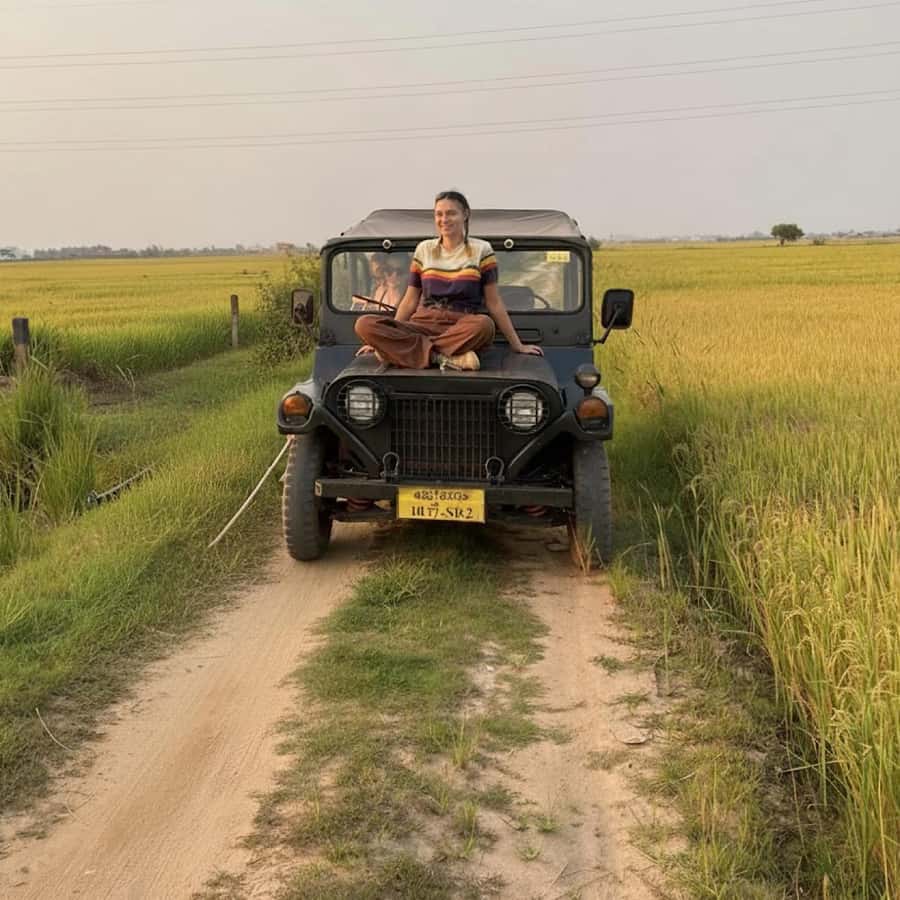 Siem Reap: Guided Countryside Sunset Tour by Jeep - The Pagoda and Local Market Stops