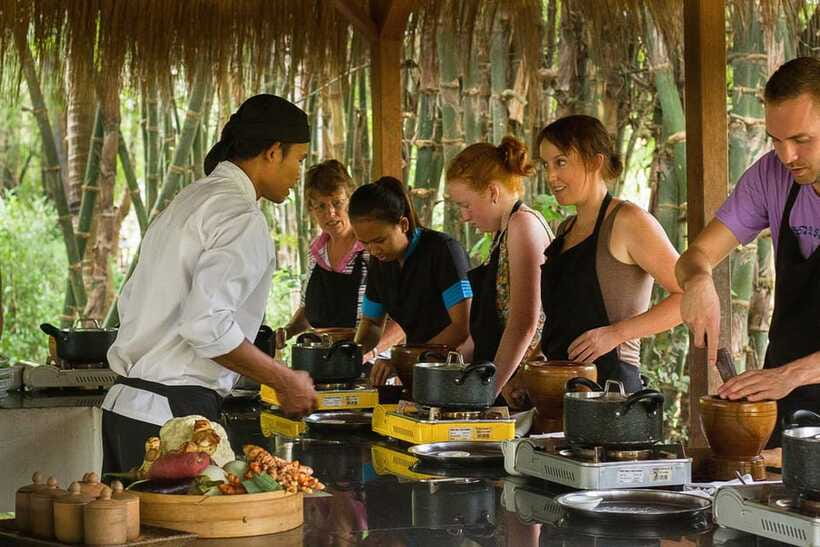 Siem Reap: Half-Day Cambodian Cooking Class - Third Dish: Bananas in Palm Sugar