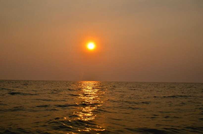 Siem Reap: Half-Day Kampong Phluk with Sunset, Boat & Guide - What the $24 price really includes
