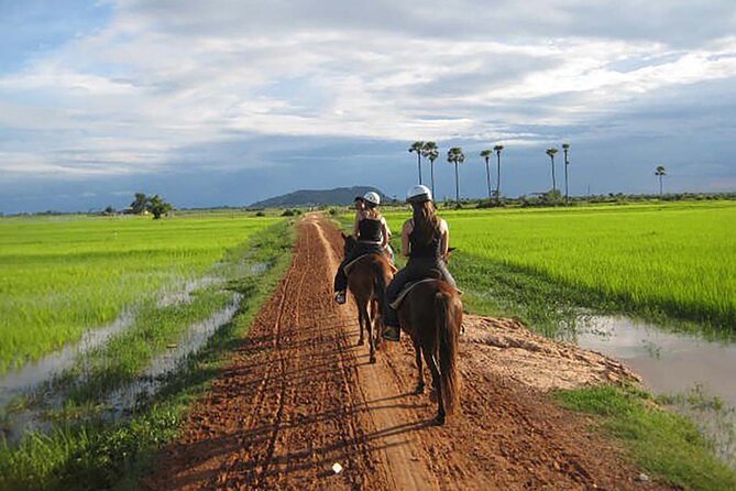 Siem Reap Happy Horse Riding Free Pick-up & Drop-off - Who should book this ride