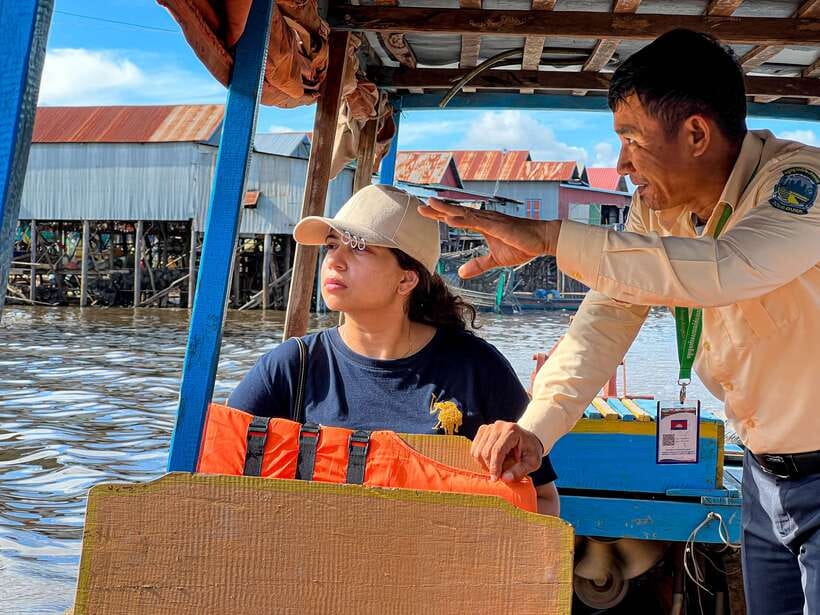 Siem Reap: Kampong Phluk and Tonle Sap Sunset Boat Cruise - Leaving Siem Reap for SATCHA