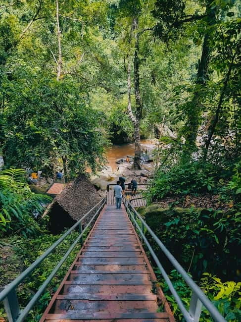 Siem Reap: Kulen Mountain, Beng Mealea, and Kampong Phluk - Kampong Phluk on Tonle Sap