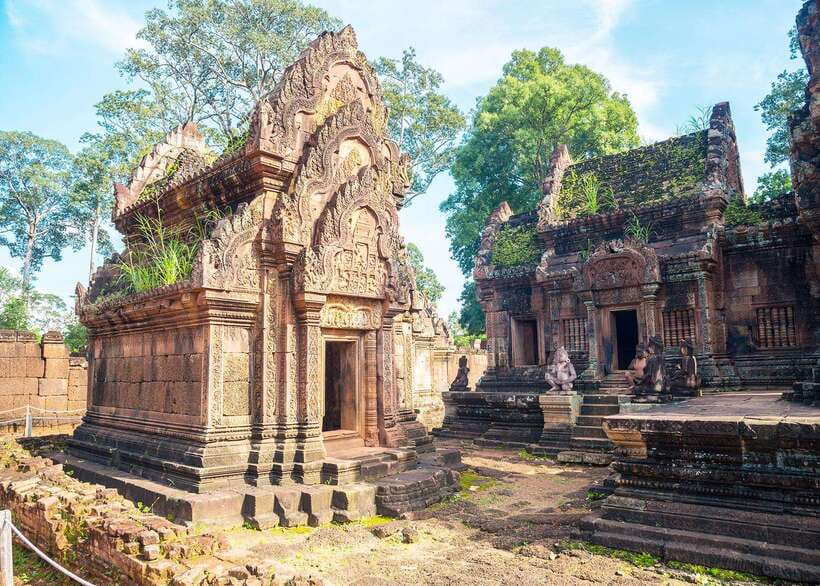 Siem Reap: Kulen Waterfalls and Banteay Srei Tour - Three hours among Kulen’s forest and water