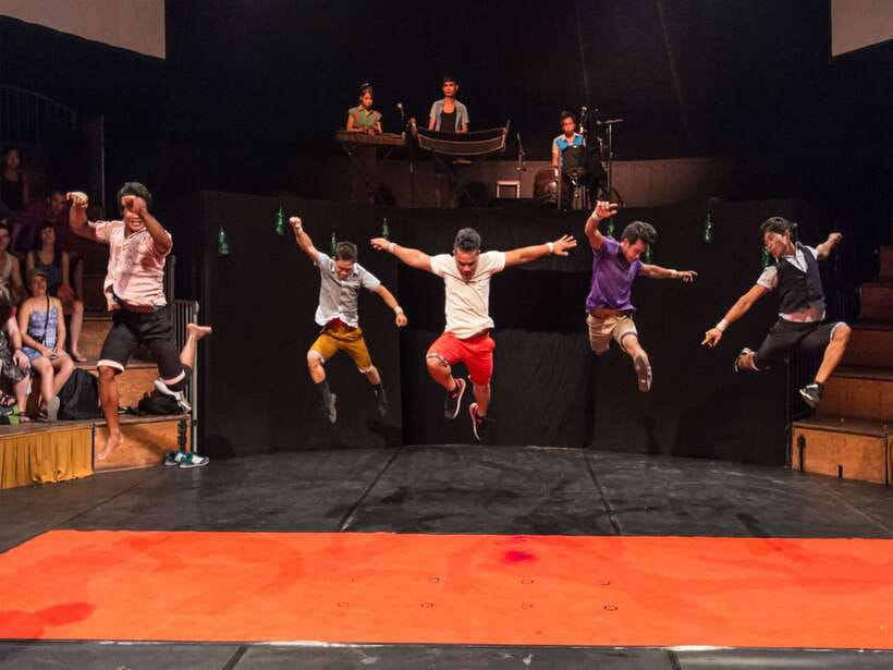 Siem Reap: Phare, Cambodian Circus with Tuk-Tuk Transfers - One hour of Cambodian storytelling