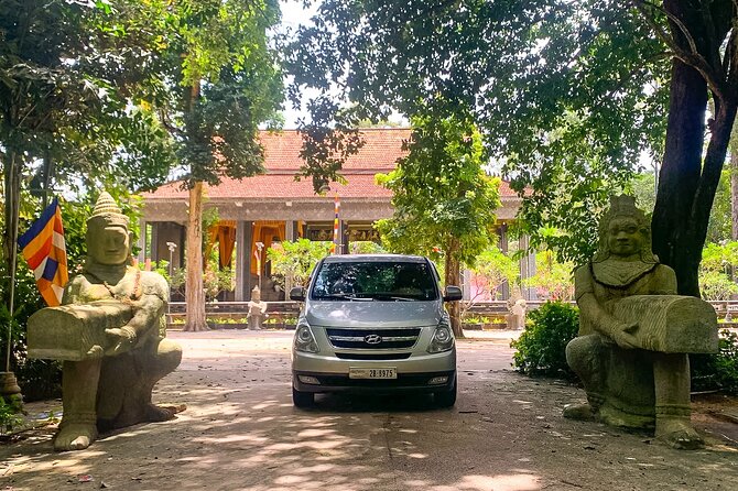 Siem Reap: Phnom Kulen National Park & Beng Mealea Private Tour - Beng Mealea, a temple swallowed by the forest