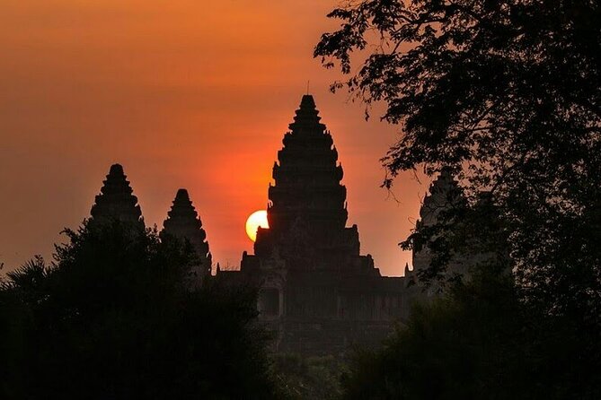 Siem Reap Private Day Tour: Angkor Wat Sunrise, Bayon & Ta Prohm - Why this 5 a.m. start makes sense