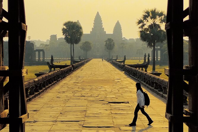 Siem Reap Private Day Tour: Angkor Wat Sunrise, Bayon & Ta Prohm - Angkor Wat: three hours around the sunrise temple
