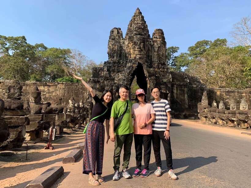 Siem Reap: Private Tour of Angkor Complex - Lunch and the afternoon visit to Angkor Wat