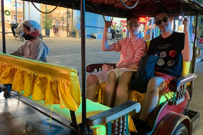 Siem Reap Street Food Tour - What the evening does especially well