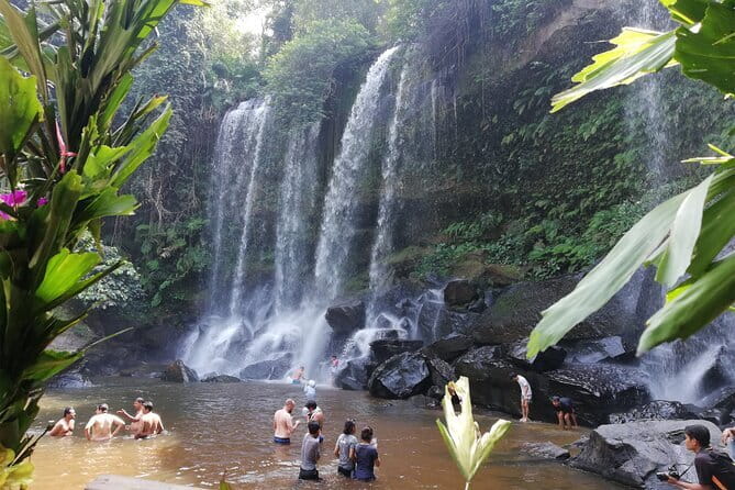 Siem Reap to Phnom Kulen: Waterfalls & 1000 Lingas Tour - Why Phnom Kulen Makes a Fine Break from Angkor