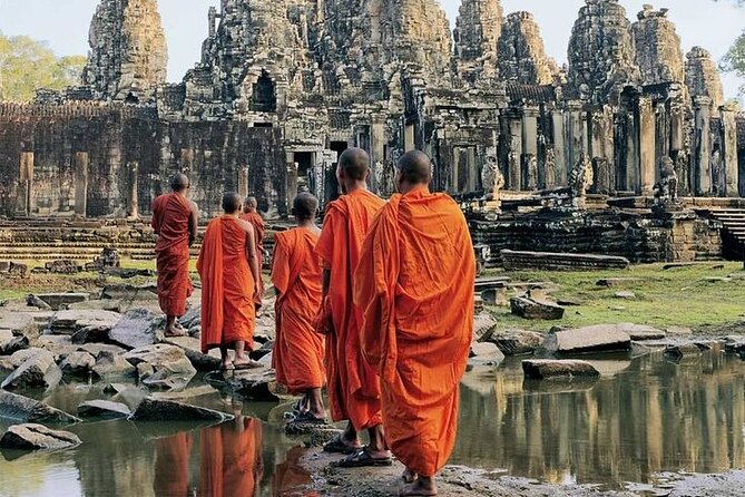 Siem Reap Tour: Angkor Wat Sunrise, Bayon, Ta Prohm, Banteay Srei - Banteay Srei rewards the long drive