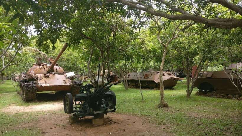 Siem Reap: War Museum included Ticket and Pickup Drop Off - What the Photographs and Information Boards Add