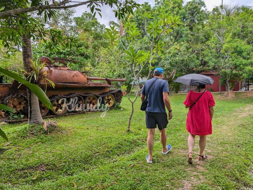 Siem Reap: War Museum included Ticket & Free Round trip - Smaller artifacts fill in the human story