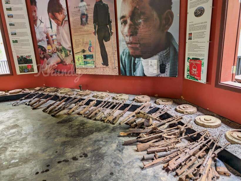 Siem Reap: War Museum included Ticket & Free Round trip - A guide can change the quality of the visit