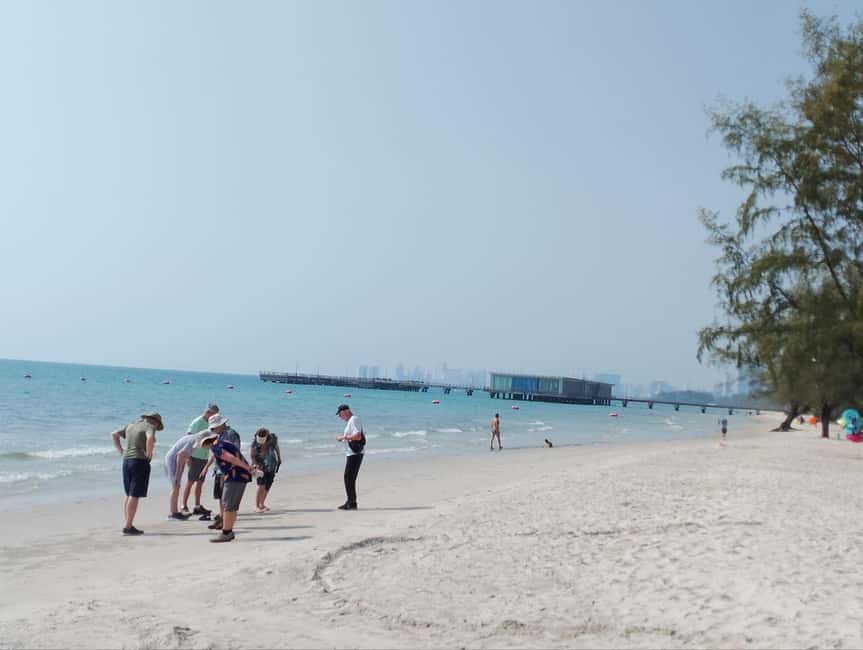 Sihanoukville Full Day City Tour with Transportation & Guide - Wat Krom and the visual language of Khmer worship