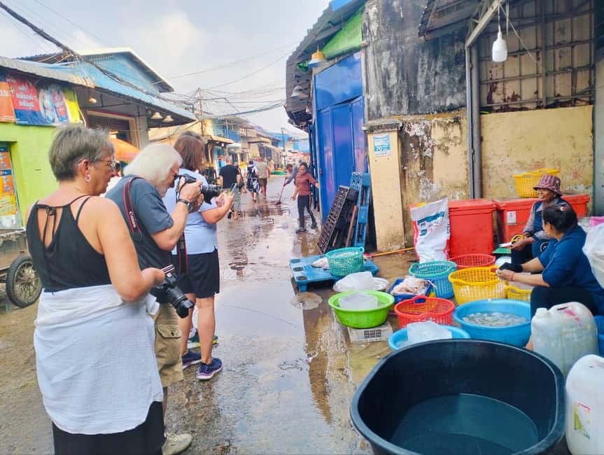 Sihanoukville Full Day City Tour with Transportation & Guide - Independence Monument and a short look at city life
