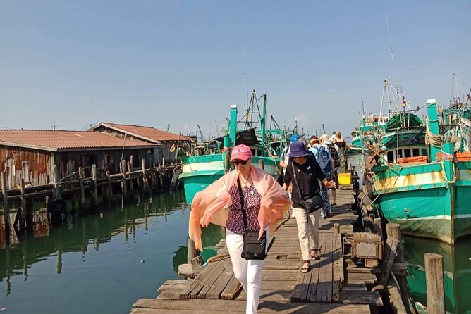 Sihanoukville Shore Excursion: 5-Hour Adventures from Cruise Port - A close look at Phsar Leu Central Market
