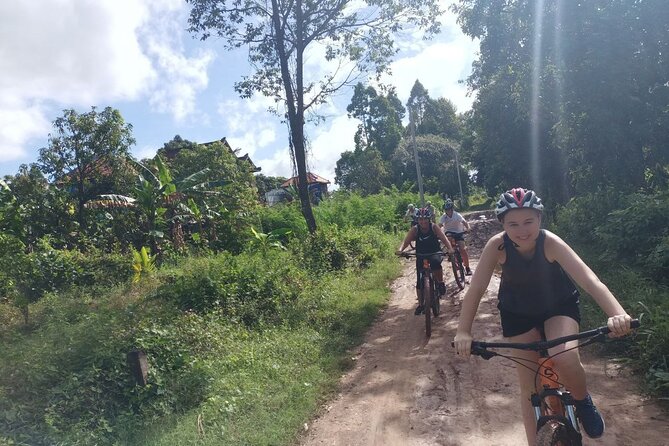 Silk Island Cycling Adventure & lunch with locals - Wat Krapum Pech and the Cambodian religious world