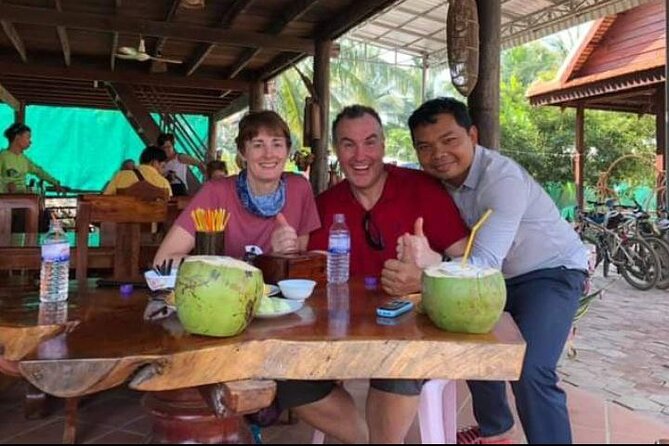 Silk Island Tuk Tuk Tour - A pagoda, village market, and farmer life