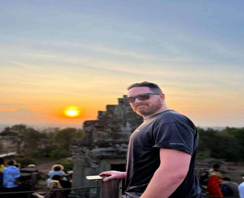 Small-Group Full Day Angkor wat Guide tour with Sun set - Ta Keo: a blunt, unfinished pyramid